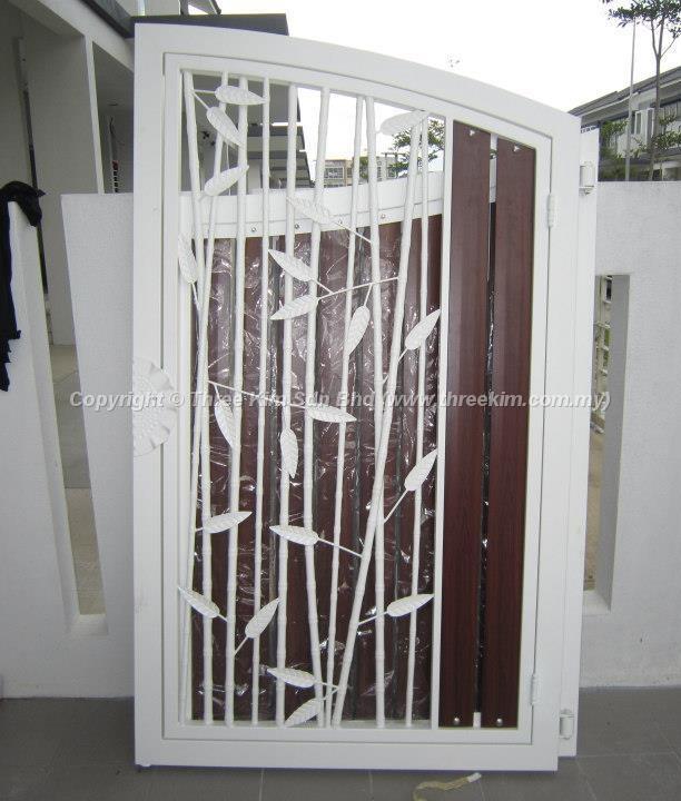 A9R1nozq8l_1p4djl7_bm4