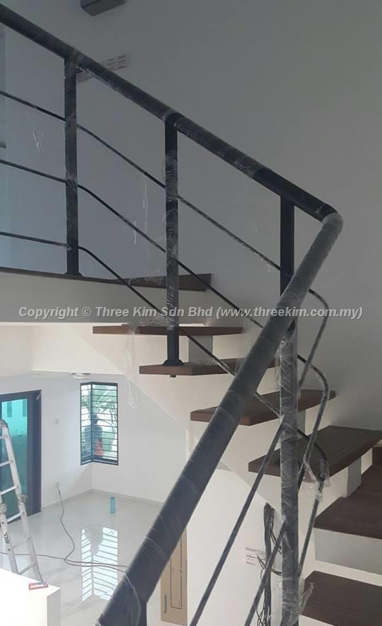 A9Rmdfn82_1p4djtv_bm4